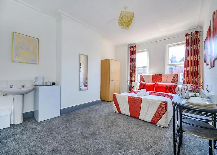 Δωμάτια σε οικογενειακή κατοικία *rd7h*for Your Relaxed & Cosy Free Parking Λιντς